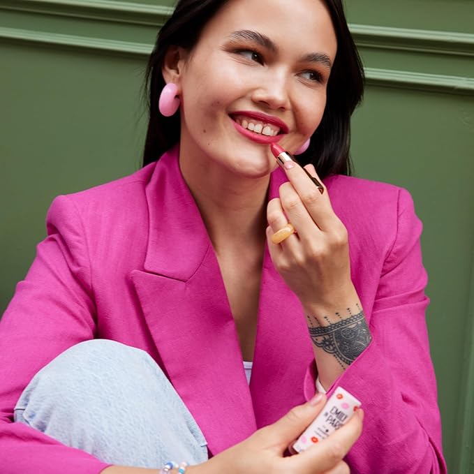 essence | Emily in Paris Matte Lipstick (01 Highly-Pigmented,