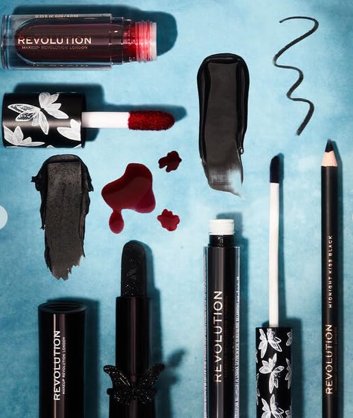 MAKEUP REVOLUTION Revolution Enchanted Kiss Lipstick Statement Black Ring