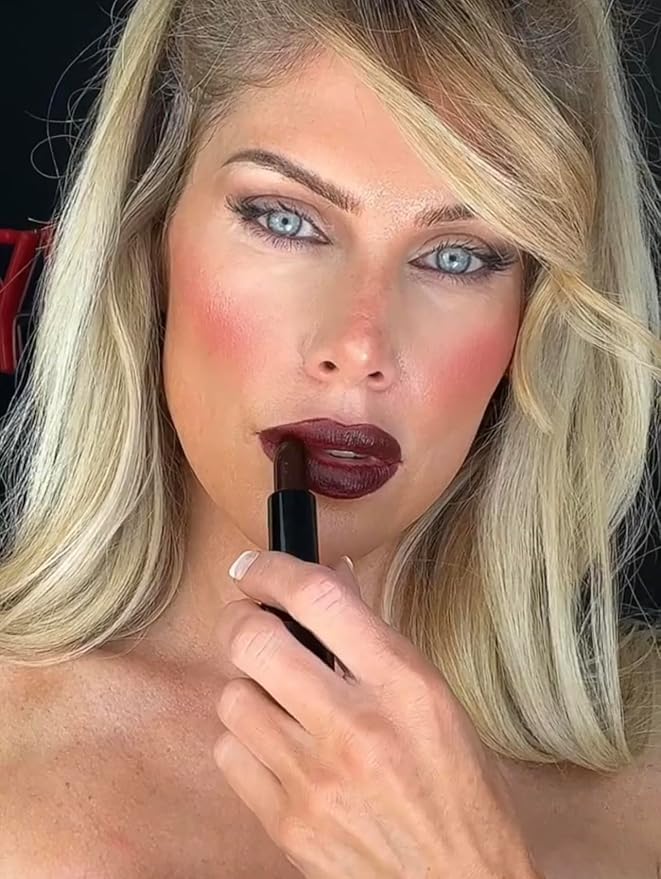 Matte Lipstick (spy)
