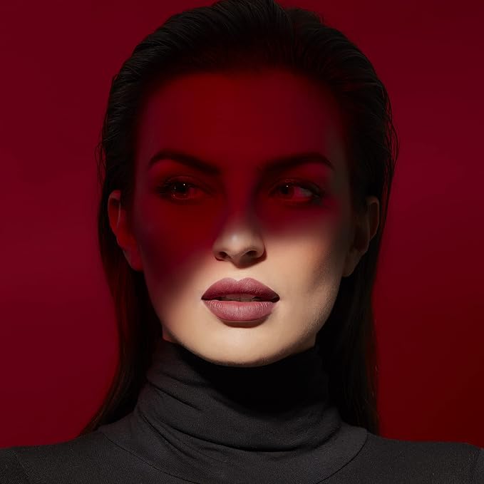 DEBORAH Milano - Red Mat, Matte Effect Lipstick Collagen