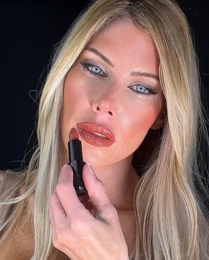 Matte Lipstick (rendezvous)