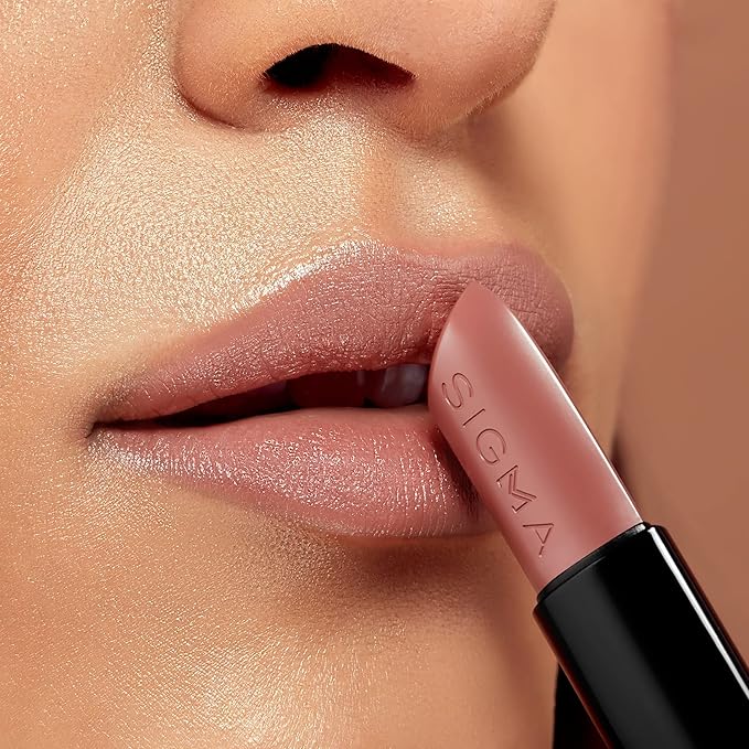 Infinity Point Lipstick - New Mod